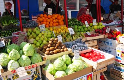 Россияне всё чаще стали покупать продукты «на базаре» из-за качества