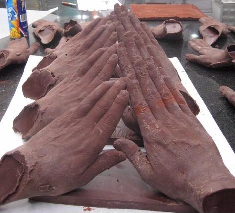 Источник: choco-locate.com/blog/chocolate-sculptures/ Источник: choco-locate.com/blog/chocolate-sculptures/