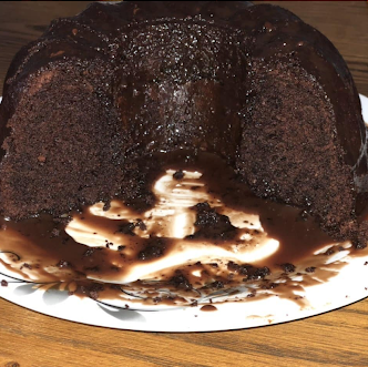 Chocolate cake with liquor