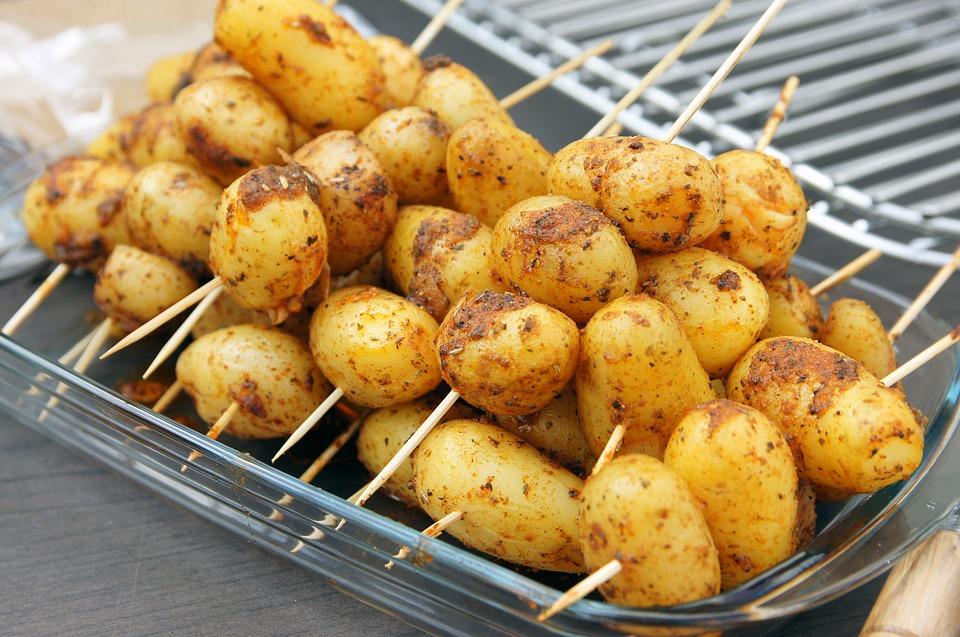 Источник: pixabay.com/photos/rosemary-potatoes-barbecue-out-