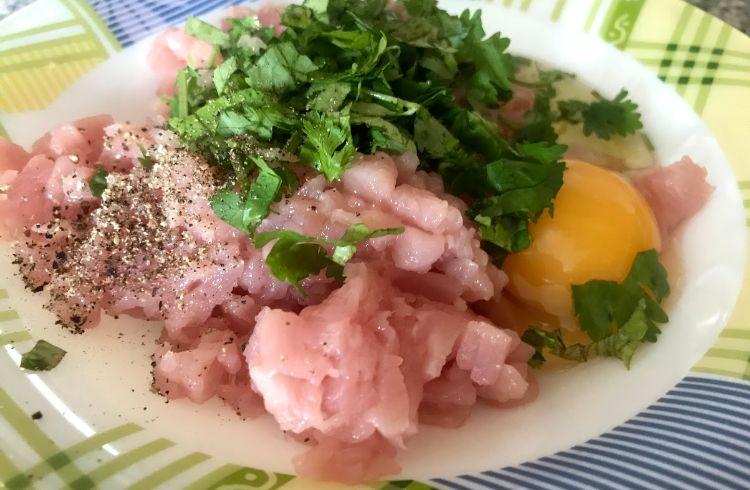 Источник: Фарш для рубленных котлет Источник: Фарш для рубленных котлет