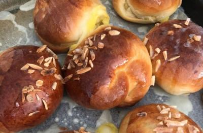 Воздушные булочки с заварным кремом