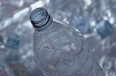 Фермент, поедающий пластик: открытие ученых