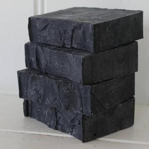 Organic Coconut Oil Soap with Activated Charcoal . Mehrere Warenoptionen verfügbar: 4 Organic Coconut Oil Soap with Activated Charcoal . Mehrere Warenoptionen verfügbar: 4