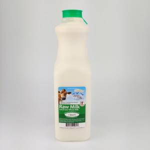 Swiss Villa Raw Cow Milk 1 Quart In Plastic Bottle