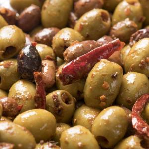 Spicy pitted mix