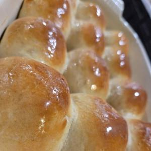 Dinner rolls